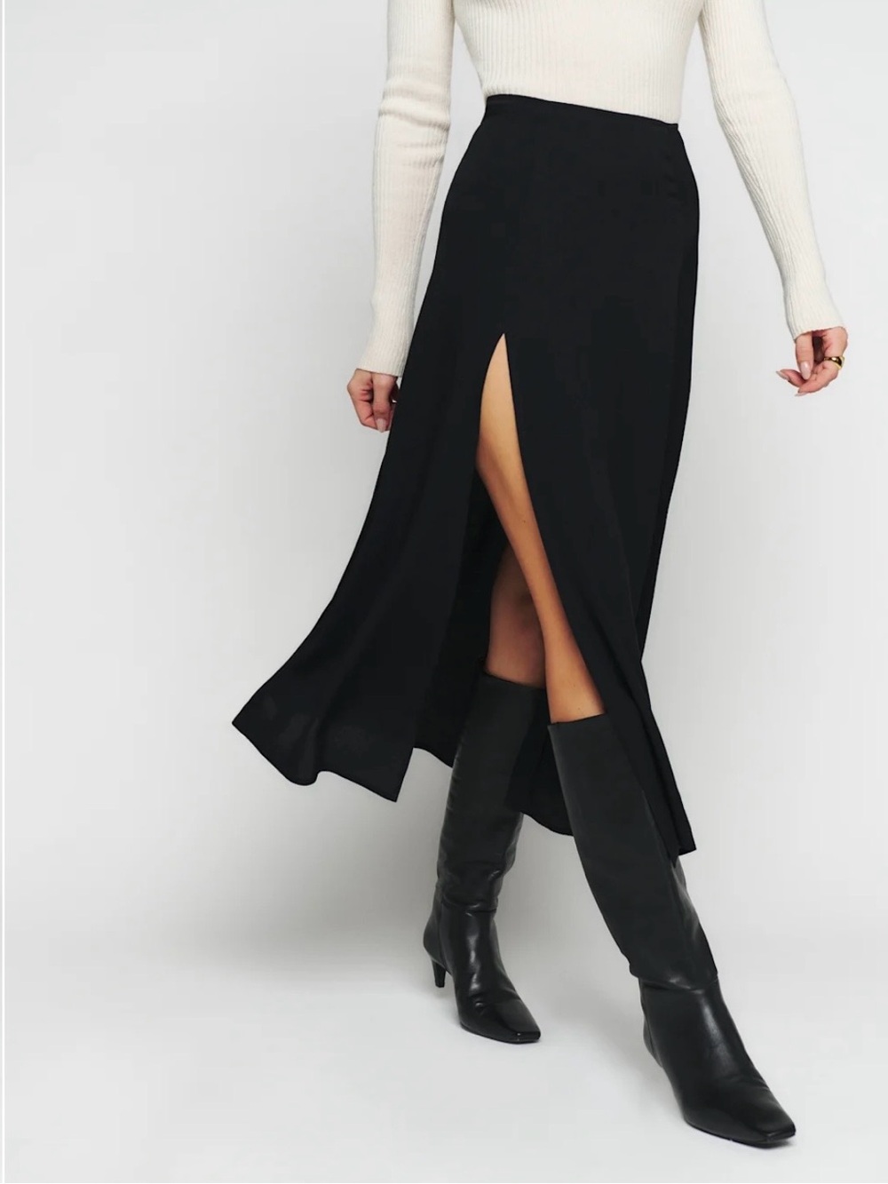 Réformation Zoe Black High-Slit Midi Skirt